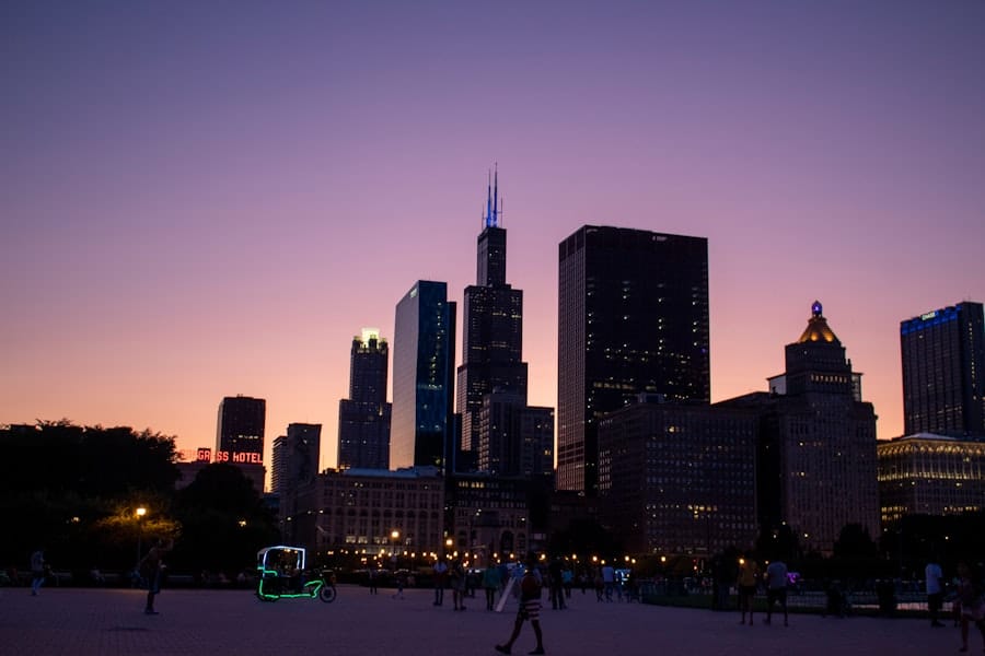 Tech Salaries Chicago Soaring In-Demand Roles