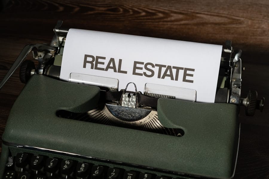 Photo Real Estate Resurgence